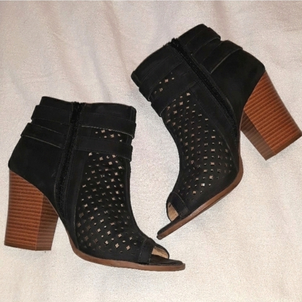 Closet Clearout‼️Brash Black Open Toe Block Heel Booties 9.5